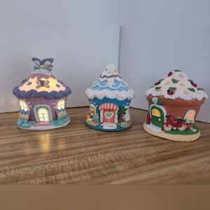 Valerie Parr Hill Set of 3 Easter Spring Pastel Cupcake Cottages - Lights Up!